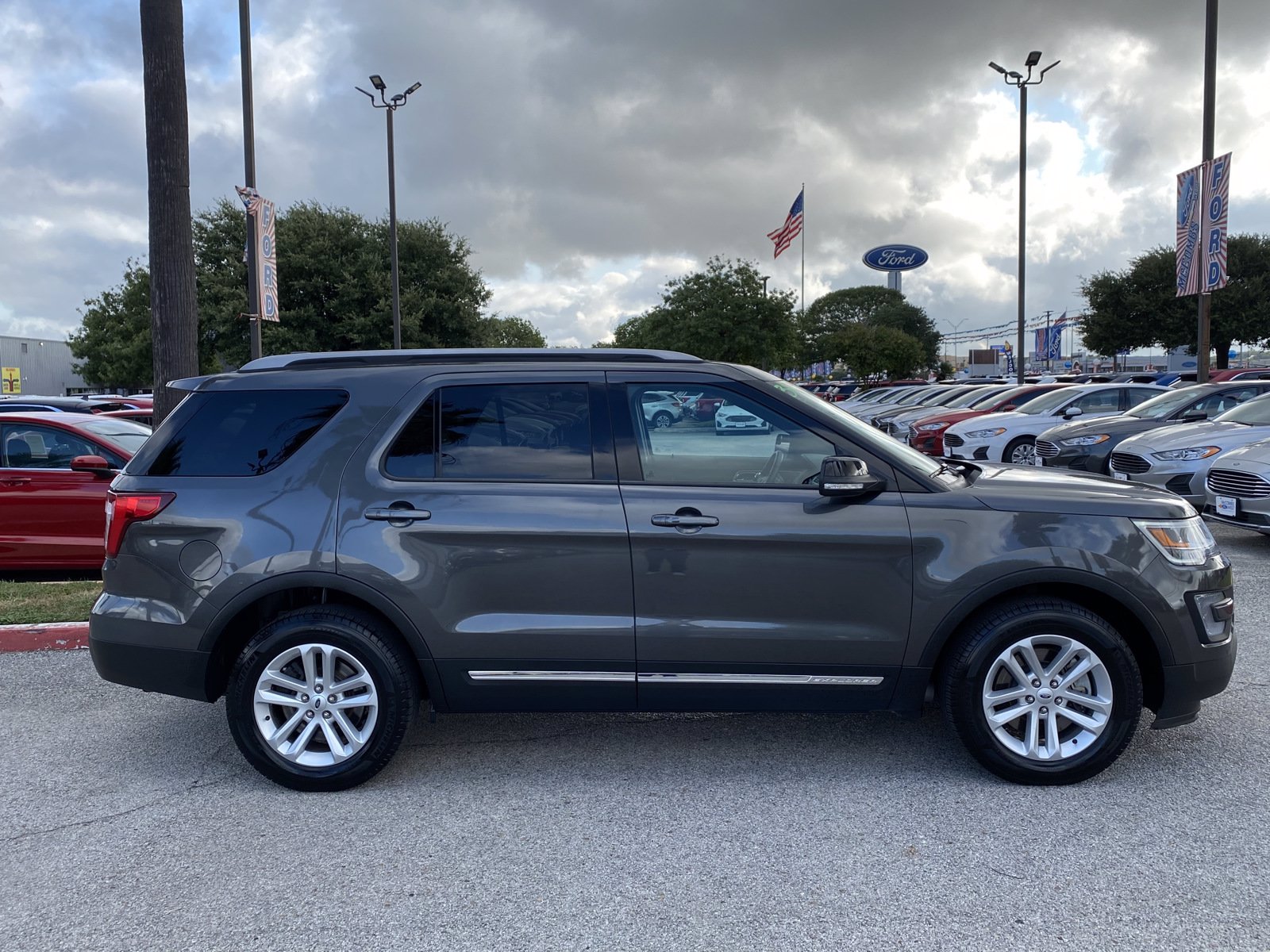 Certified Pre-Owned 2017 Ford Explorer XLT Sport Utility in San Antonio ...