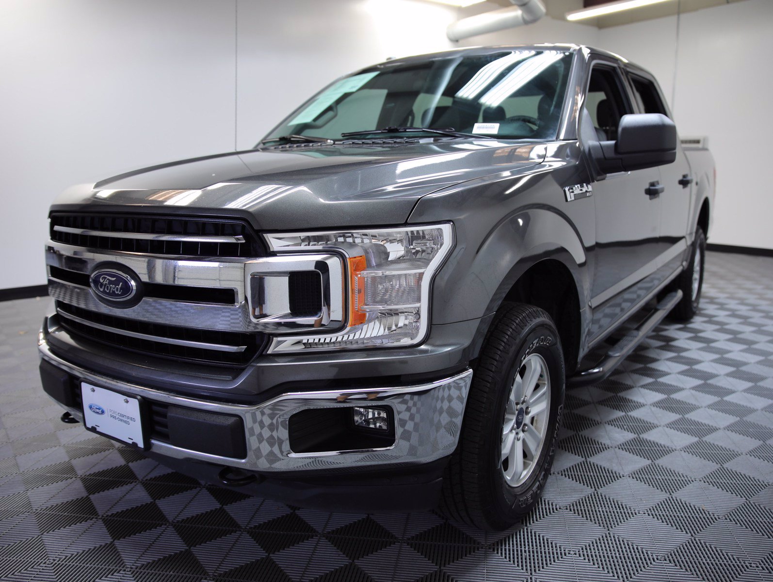 Certified Pre-Owned 2018 Ford F-150 XLT Crew Cab Pickup in San Antonio