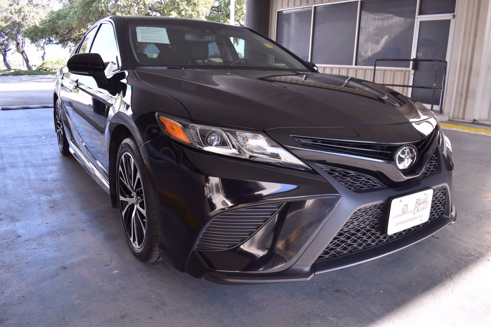 Pre-Owned 2018 Toyota Camry LE 4dr Car in San Antonio #203057A | Red ...