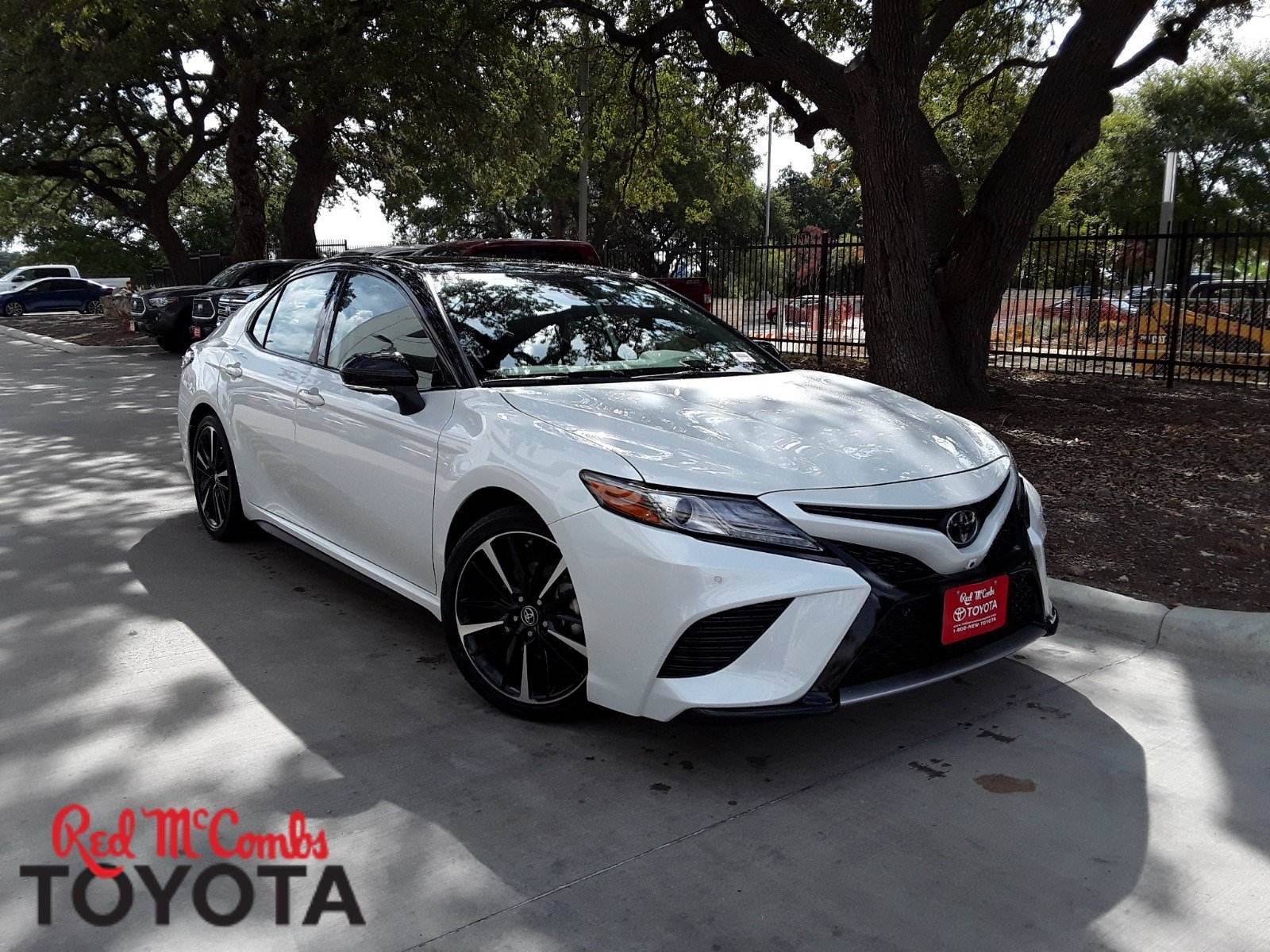 2019 Toyota Camry Xse Pearl White Red Interior