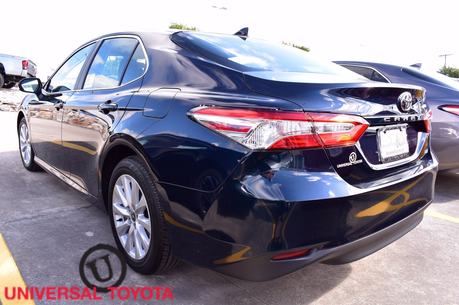 New 2020 Toyota Camry LE 4dr Car in San Antonio #203172 | Red McCombs ...