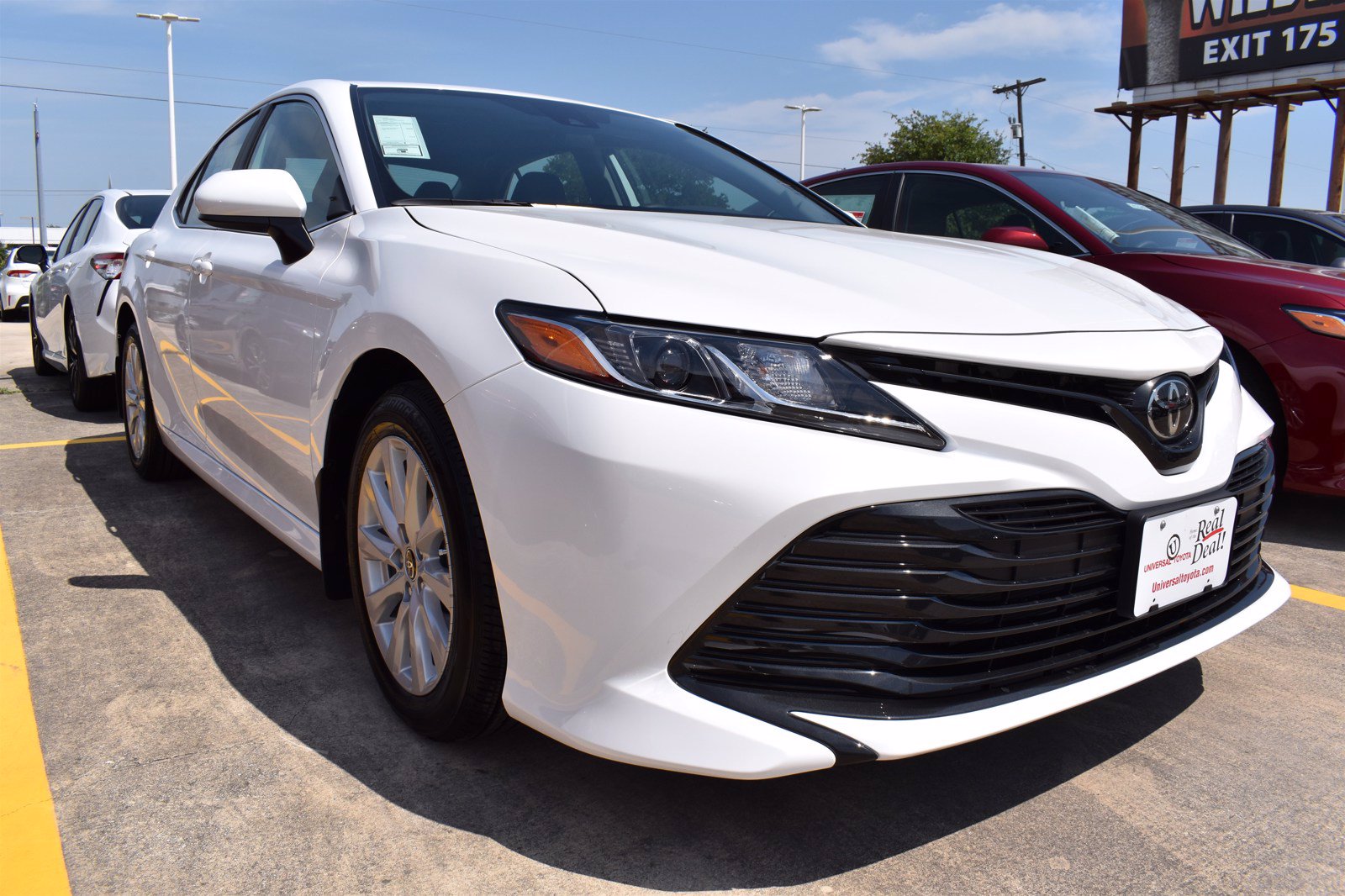 New 2020 Toyota Camry LE 4dr Car in San Antonio #203142 | Red McCombs ...