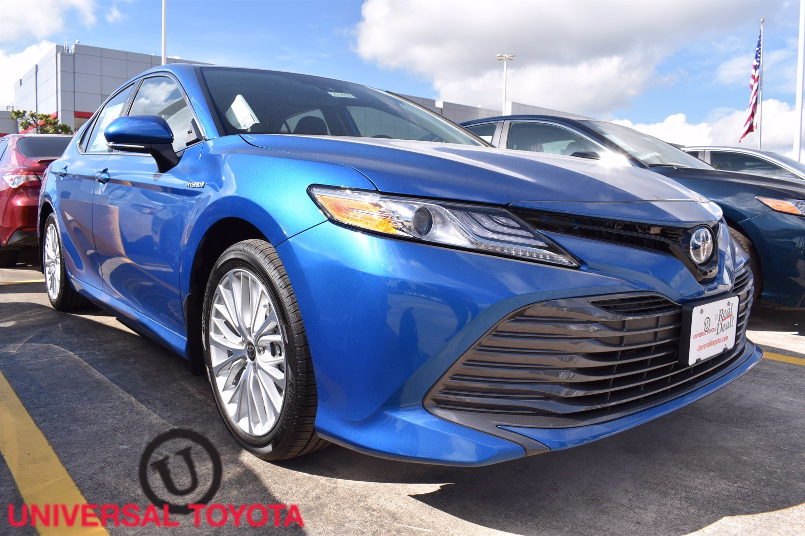 New 2020 Toyota Camry Hybrid XLE 4dr Car in San Antonio #203056 | Red ...