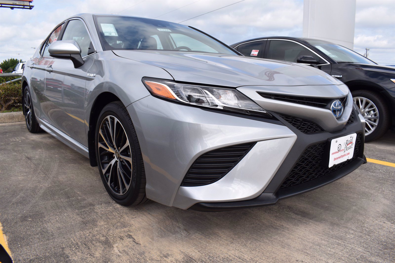 New 2020 Toyota Camry Hybrid SE 4dr Car in San Antonio #202906 | Red ...