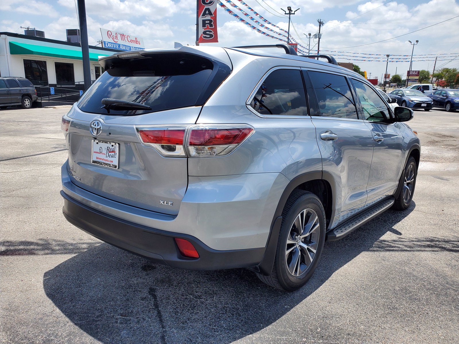 Pre-Owned 2016 Toyota Highlander XLE Sport Utility in San Antonio