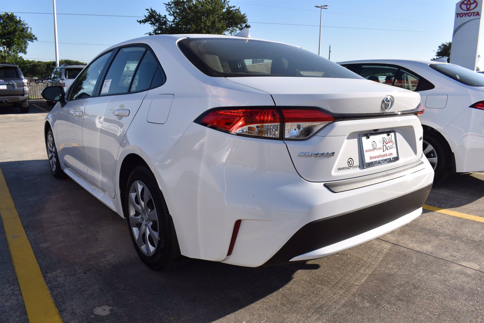 New 2021 Toyota Corolla LE 4dr Car in San Antonio #210002 | Red McCombs ...