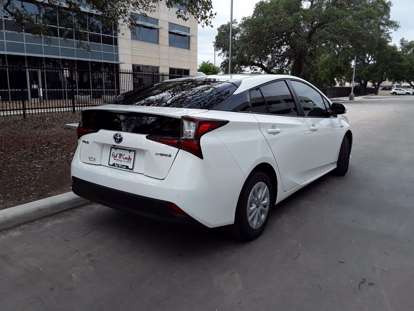 New 2020 Toyota Prius LE Hatchback in San Antonio #302174 | Red McCombs ...