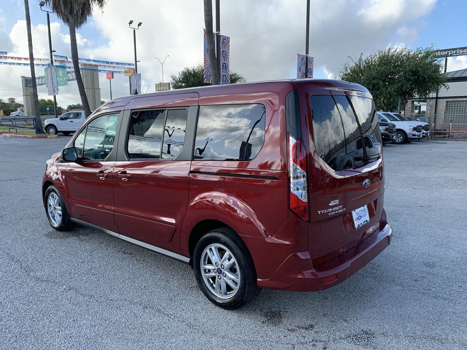 New 2019 Ford Transit Connect Wagon XLT Full-size Passenger Van in San