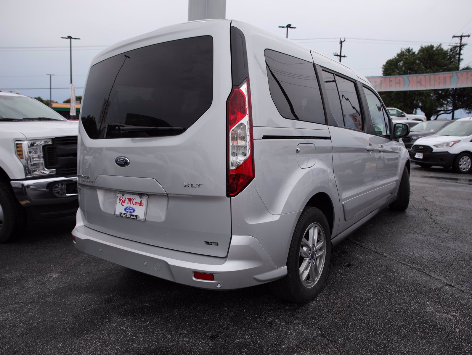 New 2020 Ford Transit Connect Wagon XLT Full-size Passenger Van in San